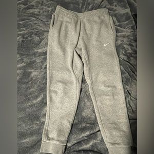 Nike grey joggers, men’s medium
